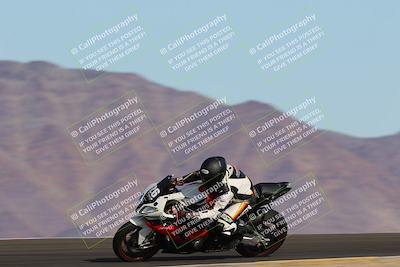 media/Dec-17-2022-SoCal Trackdays (Sat) [[224abd9271]]/Turn 12 Inside Distant (1025am)/